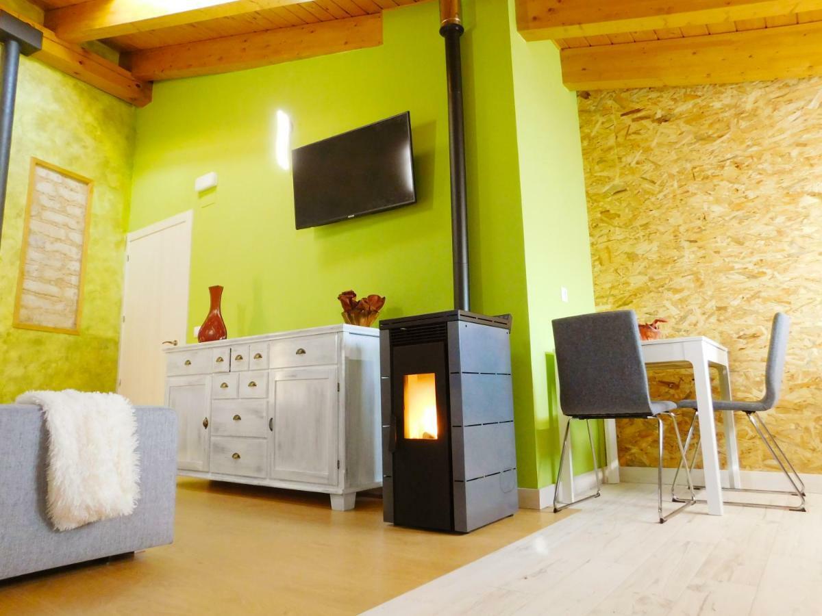 Apartamento Ribera Del Duero Reserva Tubilla del Lago Екстериор снимка